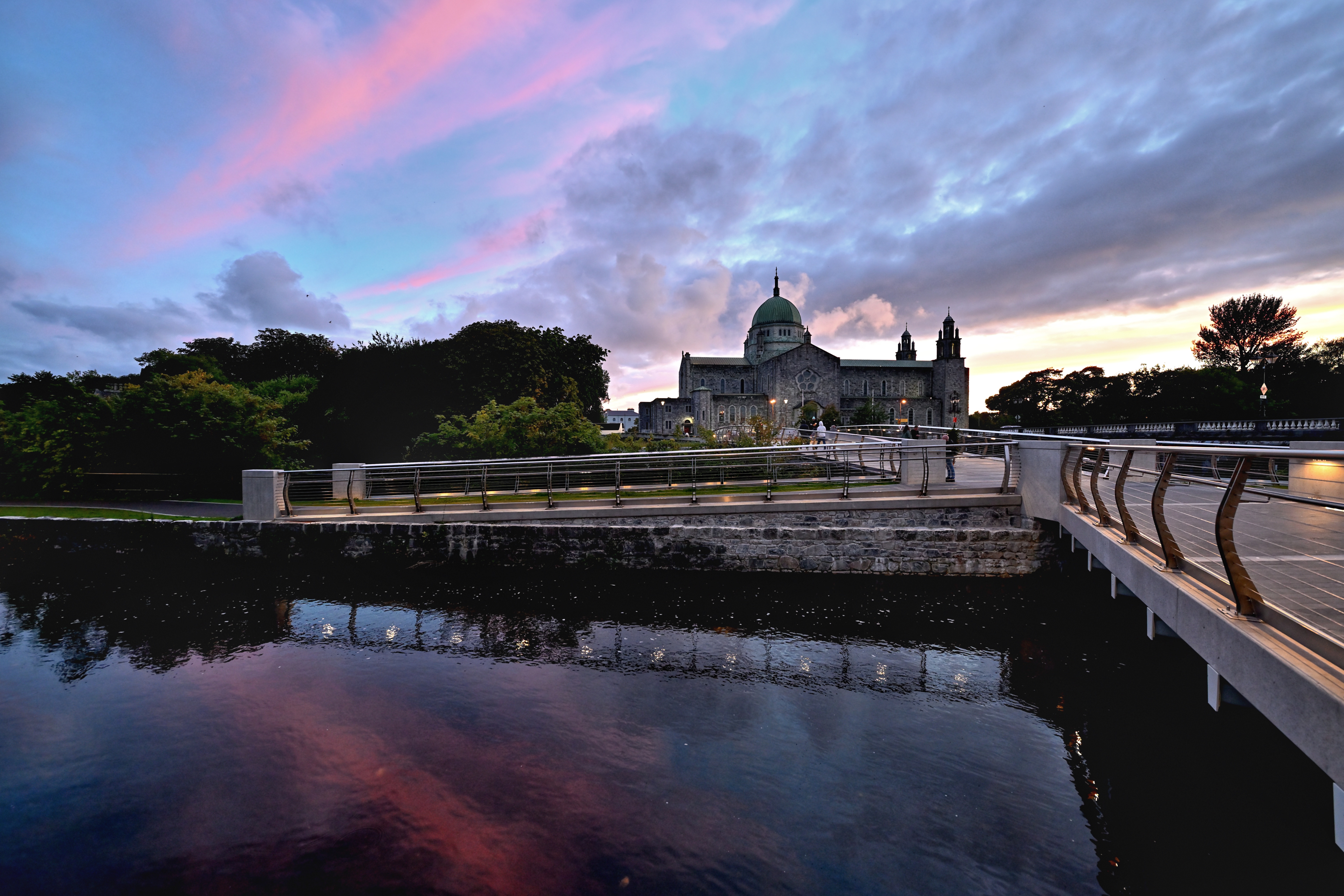 resize galway