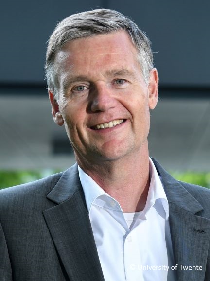 Rector U Twente with credit